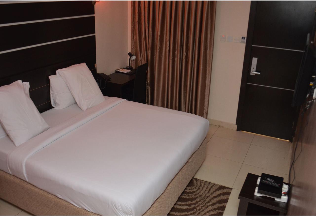 De Rigg Place - Alaka Estate, Surulere Lagos Exteriér fotografie